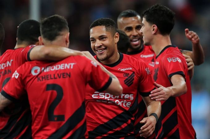 Jogadores do Atlético Paranaense.