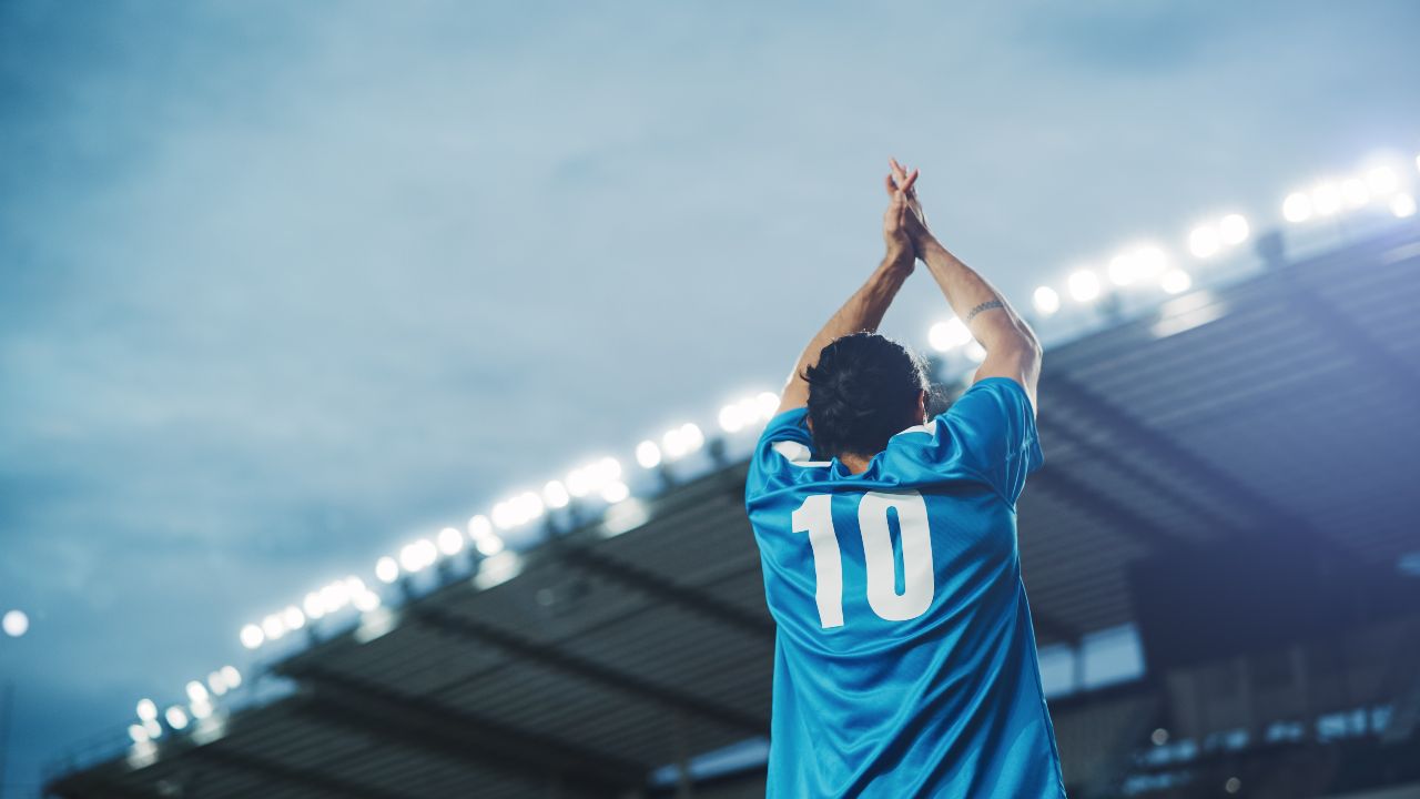 Os 10 jogadores de futebol mais bem pagos do mundo em 2022