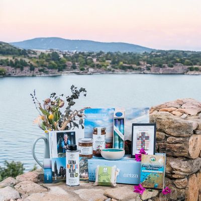 Holy Land gift box in front of the Sea of Galilee 