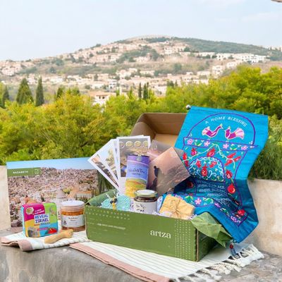 a box of food sitting on top of a table