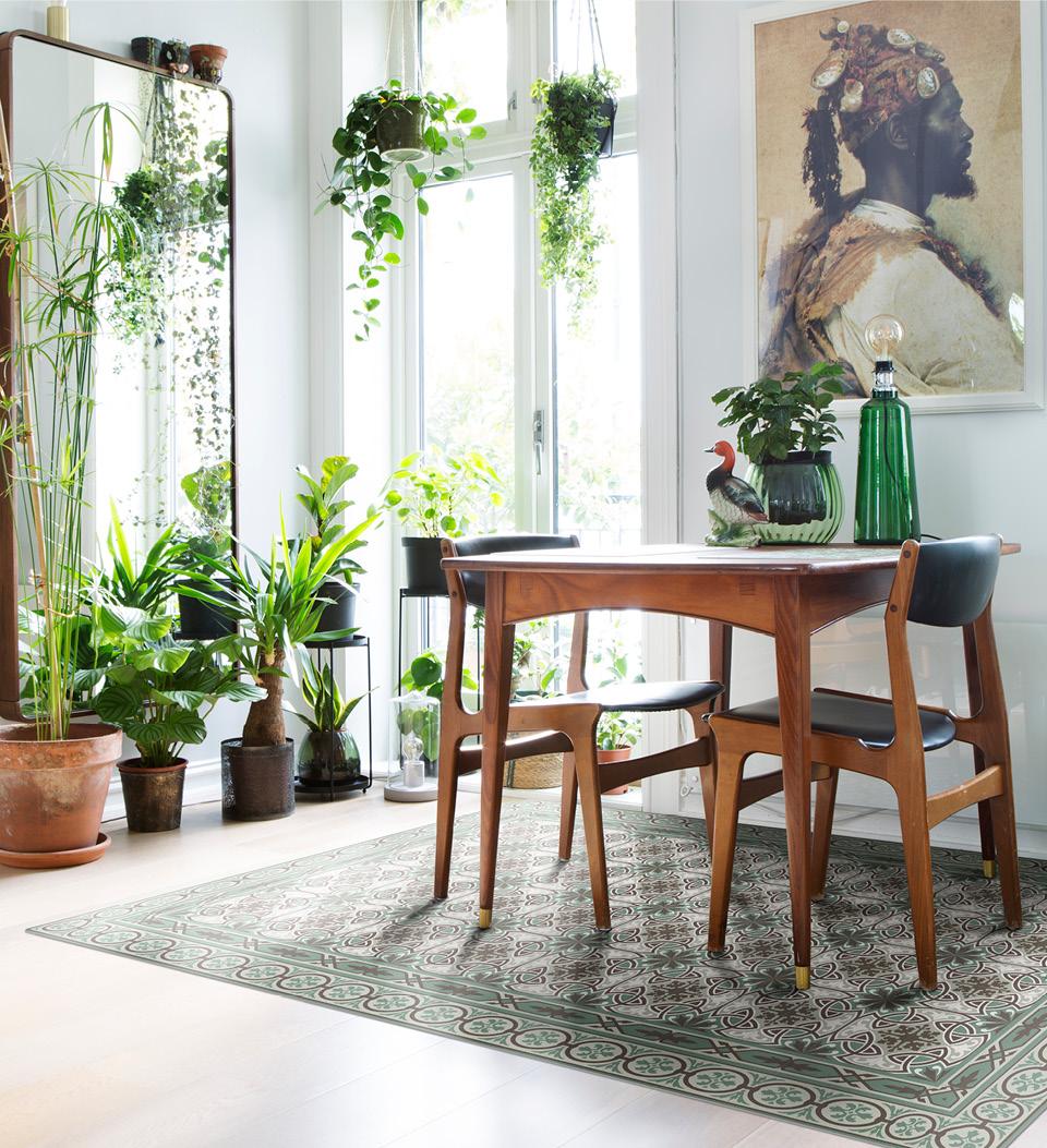 Modern jungle inspired green vinyl rug
