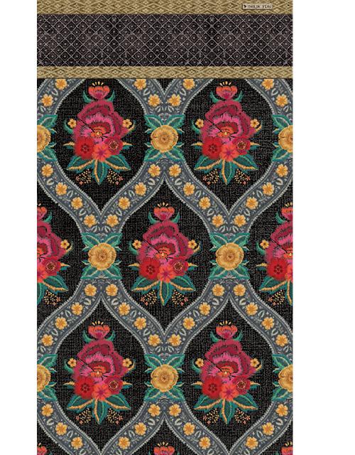 Floral patterned rug with rose patterns 