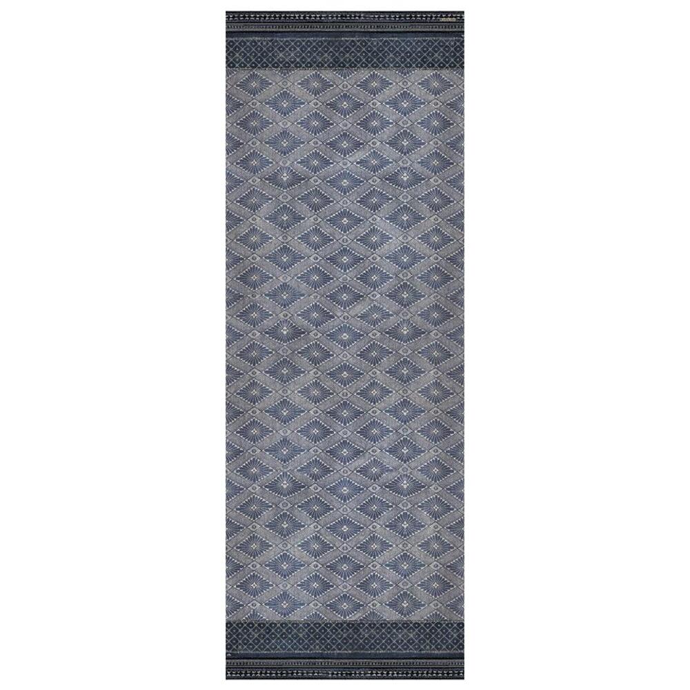Stock image of the Royal Indigo Rug with Diamond patterning