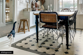 10 Vintage Vinyl Floor Rugs to Add Flair to Any Space