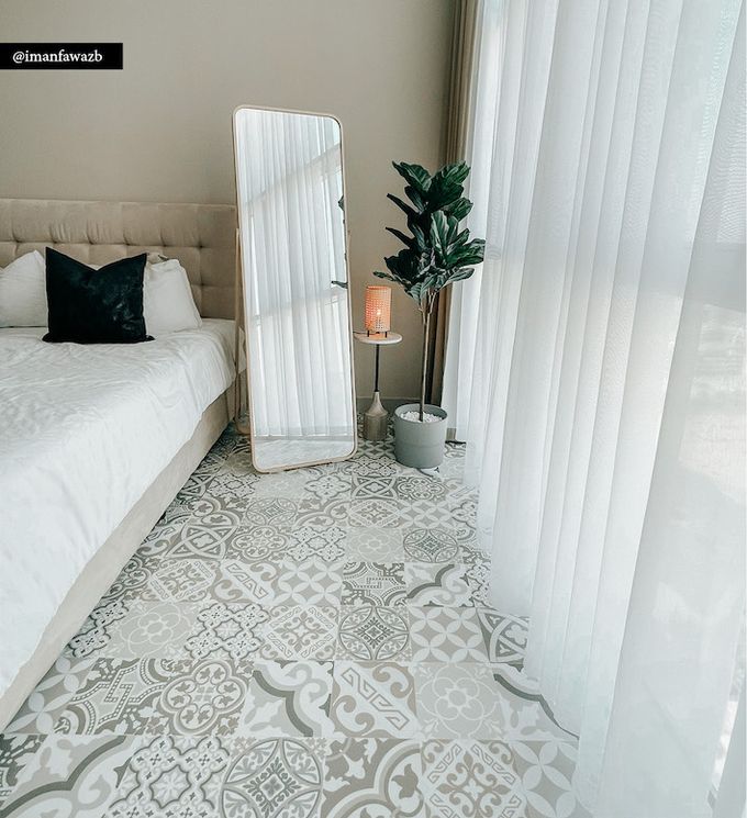Tile pattern rug