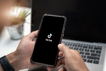 Identify your intention and budget limits for Tiktok ads.