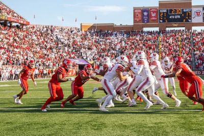 College Football Moneyline Betting: How to Bet Favorites and Underdogs