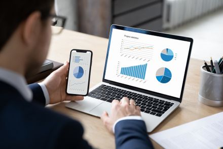 FXAIX vs. VOO ETF Comparison: Fees, Performance, and Risks