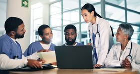 Interprofessional Collaboration in Healthcare: 4 Advantages