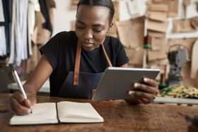 Hide Out-of-Stock Variants in Shopify With These Easy Steps