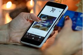 Avoiding retail chargebacks over seasonal peaks