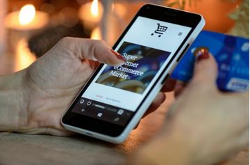 Avoiding retail chargebacks over seasonal peaks