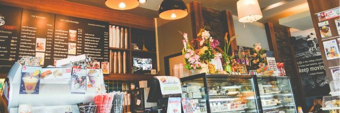 Restaurant chargebacks: Causes, costs, and how to prevent them main image