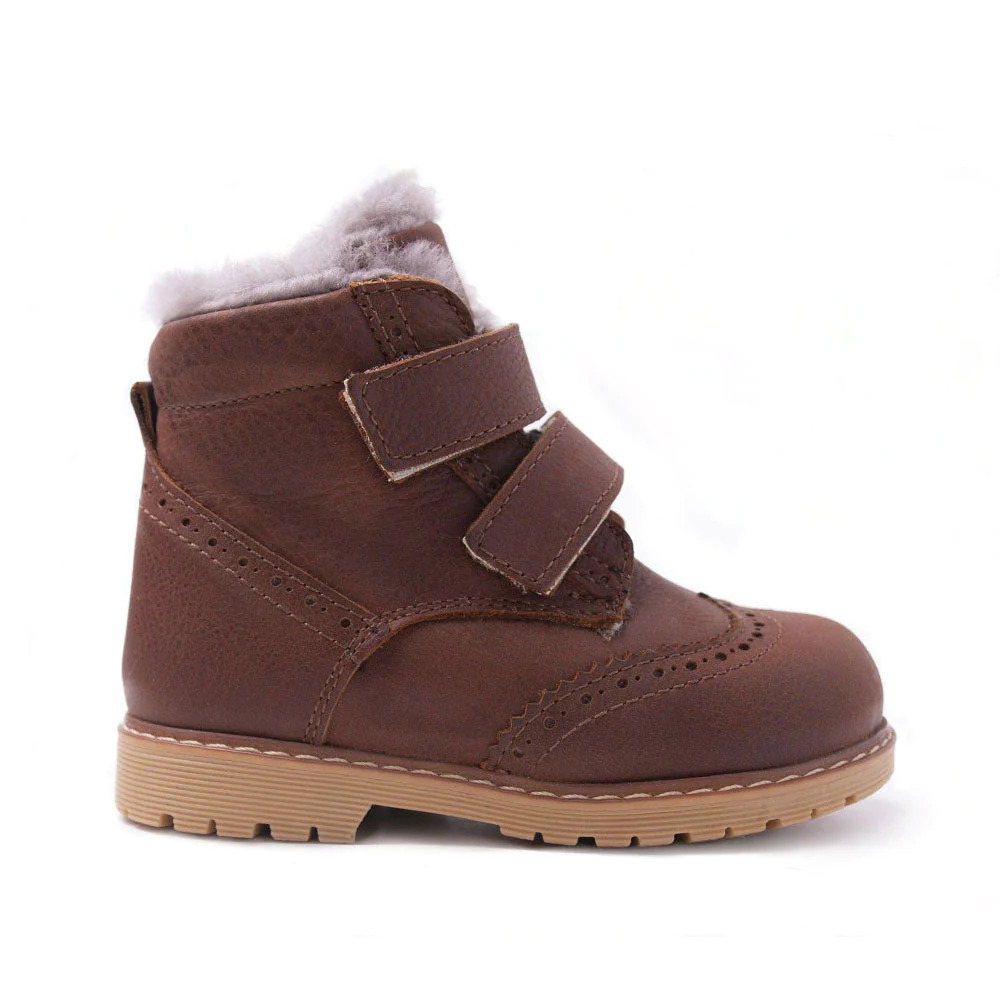 JAN SNUGGLY fur high-top boots - a child's brown boot with a fur lined strap