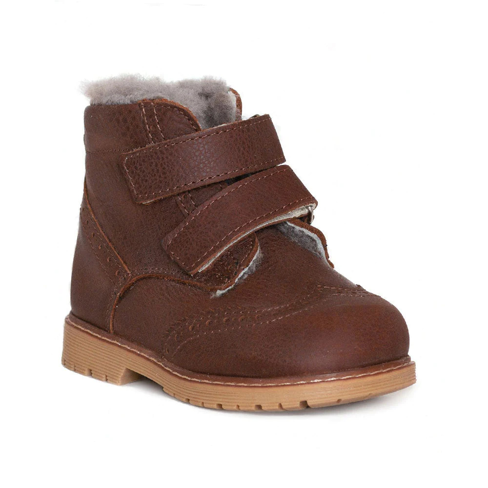 JAN SNUGGLY fur high-top boots - a child's brown boot with two straps