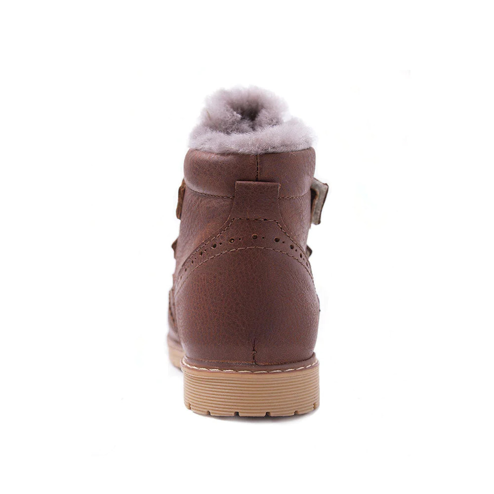 JAN SNUGGLY fur high-top boots - a brown boot with a fur lined inside