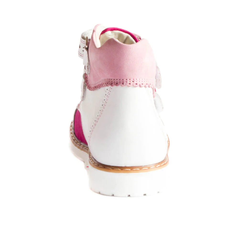 First Walkers Niña Grace Ankle Boots For a Princess 
