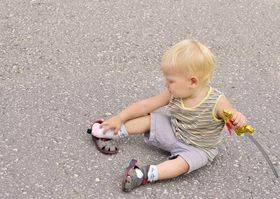 5 Best Closed Toe Sandals for Your Baby