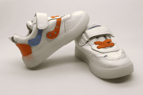 Why Hard-Bottom Shoes Are Essential for Babies: Ensuring Stability and Support