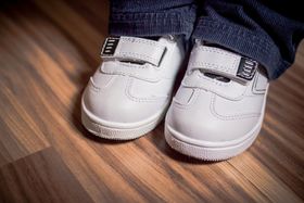 Sneak into Style: 5 Cool and Casual Velcro Sneakers for Boys