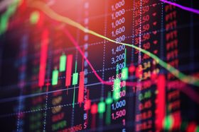 MetaTrader 4: Safety, Scams, Community, Trading CFDs, Commodities & Stocks