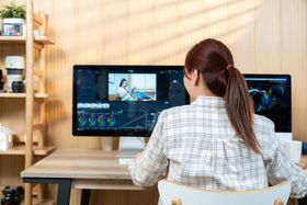 Closed Captioning vs. Open Captioning: Which is Right for You