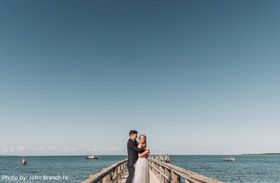5 Tips for stunning seaside summer wedding photography