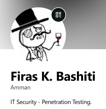 Fira a picture of a man holding a wine glass