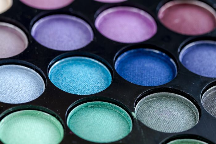 A close up of a palette of eyeshades.