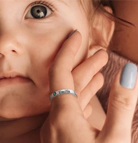 The 5 Best Jewelry Gifts for a New Mom's First Mother's Day in 2026