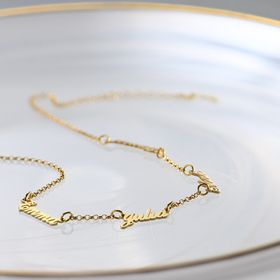 Why Gen Z Can’t Get Enough of Name Plate Necklaces