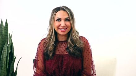 Valentine’s Day is a sweet excuse to treat someone you love – including yourself! Joining us is our friend Grace Gold with indulgent ideas.