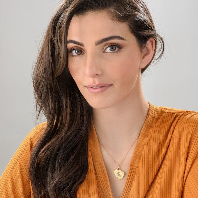 Engraved Baby Feet Necklace with Birthstone in Gold Plating Engraved Baby Feet Necklace with Birthstone in Gold Plating