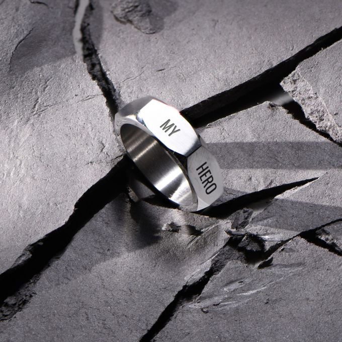 Titan Hexagon Ring for Men in Stainless Steel