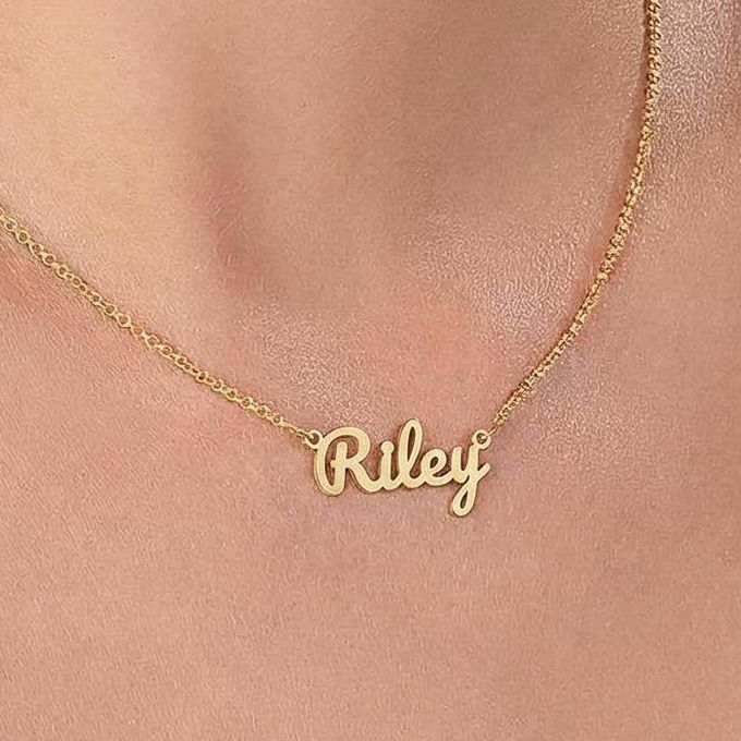 Riley London Name Necklace in 18K Gold Plating
