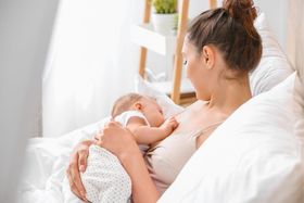 4 Fertility Awareness Methods Perfect for Those Who Are Breastfeeding or Postpartum