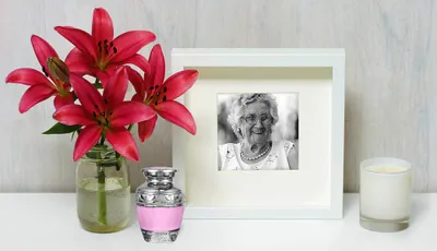 10 Best Pink Cremation Urns for a Graceful Departure Cover